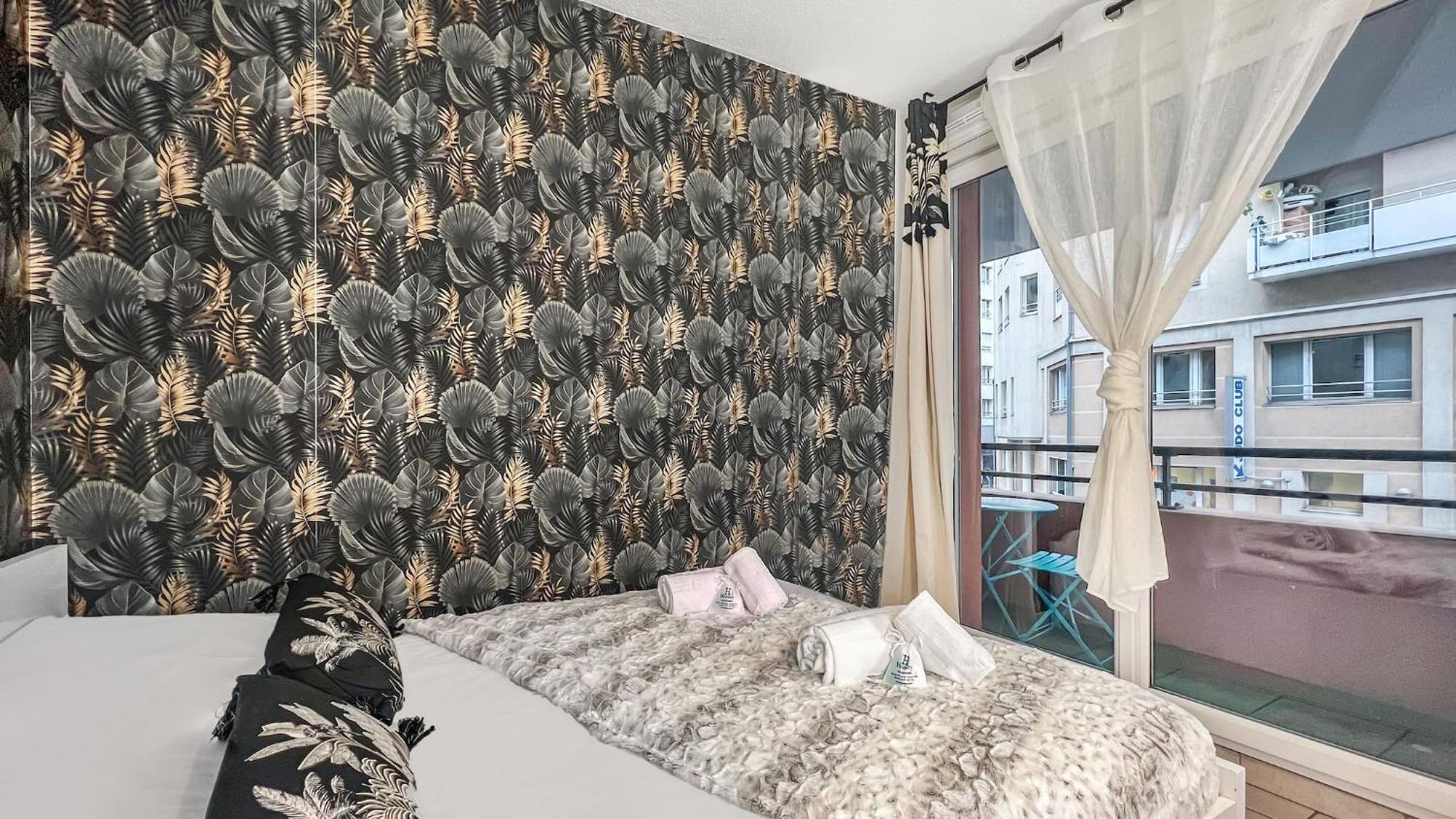 Homey Wild - Proche Gare Et Tram - Proche Centre - Balcon Prive - Parking Prive - Wifi Gratuit آنماس المظهر الخارجي الصورة